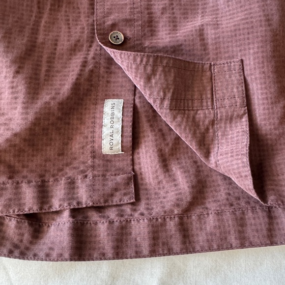 Royal Robbins Men's Medium Modal Button Up Shirt Relaxed Fit Burgundy-Plum - Picture 8 of 15